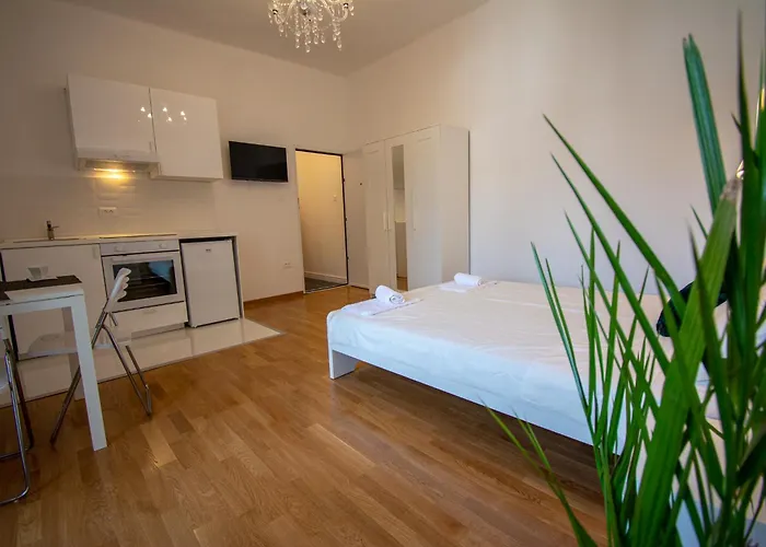 Serene Bulbuder Apartman